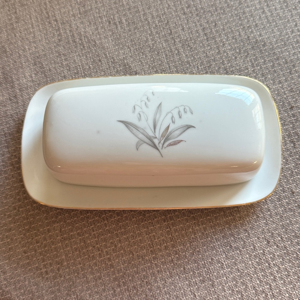 Kaysons Fine China Japan Golden Rhapsody Covered Butter Dish 1961 Vintage